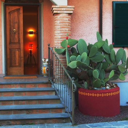 La Casa Di Mario Villa Massa  Bagian luar foto