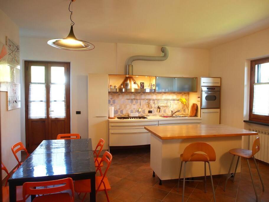 La Casa Di Mario Villa Massa  Bagian luar foto