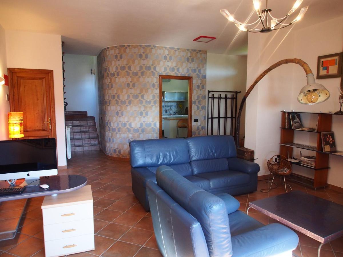 La Casa Di Mario Villa Massa  Bagian luar foto